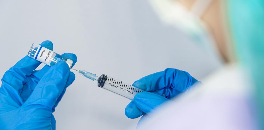 Prawo.pl: jest projekt wytycznych dotyczących szczepień w zakładach pracy