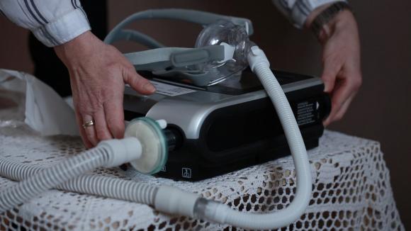 Opieka domowa pod respiratorem - świadczeniodawcy alarmują o trudnej sytuacji finansowej i kadrowej