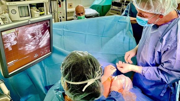 Polscy eksperci z powodzeniem zoperowali dwa małe serduszka jednego dnia