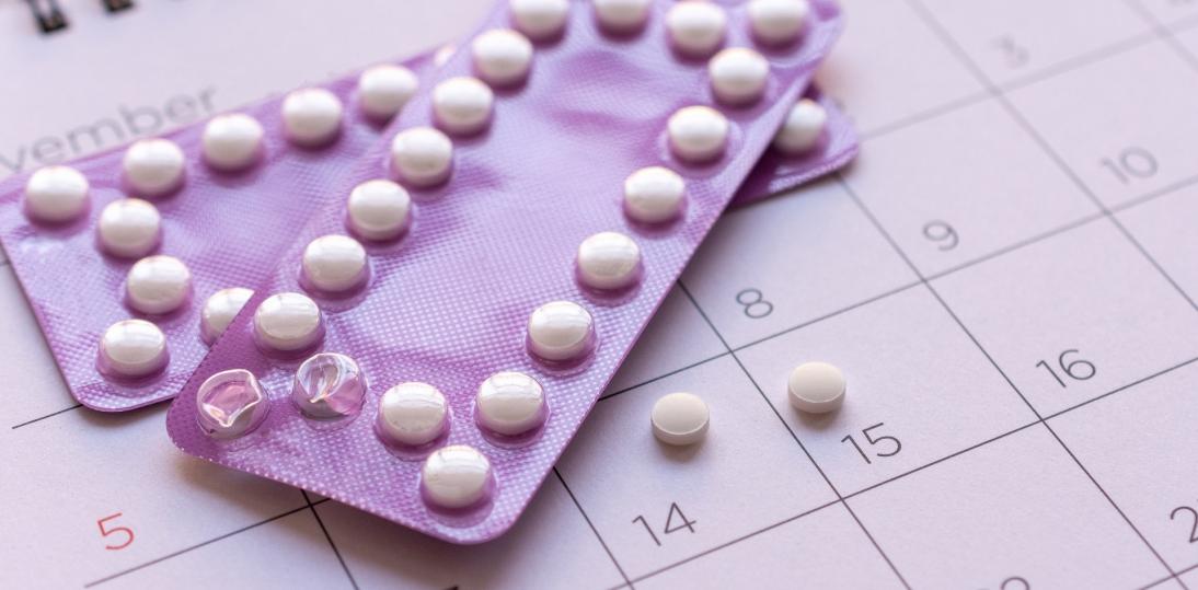Eksperci: pandemia COVID-19 wymogła zwrócenie szczególnej uwagi na profil bezpieczeństwa antykoncepcji hormonalnej