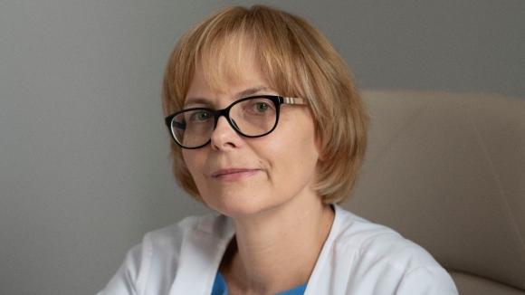 Prof. Alina Kułakowska: Problemem w leczeniu SM pozostaje dość ograniczony dostęp do wysoko skutecznych leków w II linii programu lekowego