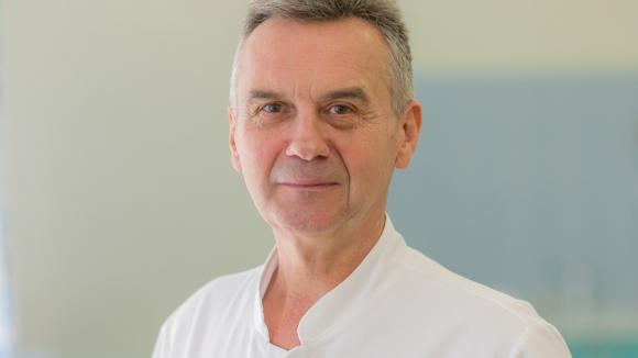 Prof. Artur Mamcarz: Leczenie otyłości to proces, który wymaga wsparcia na wielu płaszczyznach