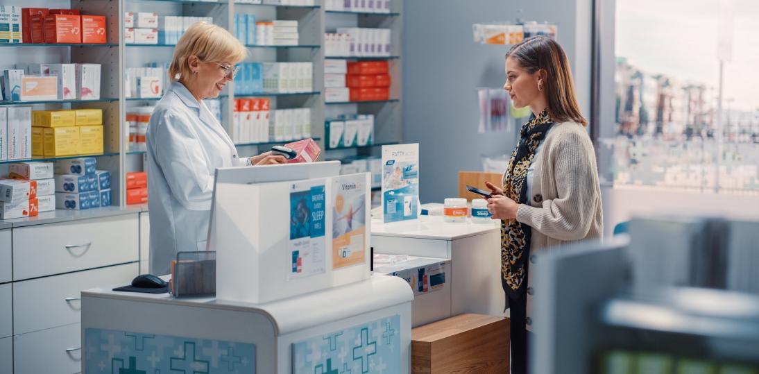 W Polsce 83 proc. farmaceutów to kobiety. Ich rola w opiece zdrowotnej znacznie wzrosła w trakcie pandemii COVID-19