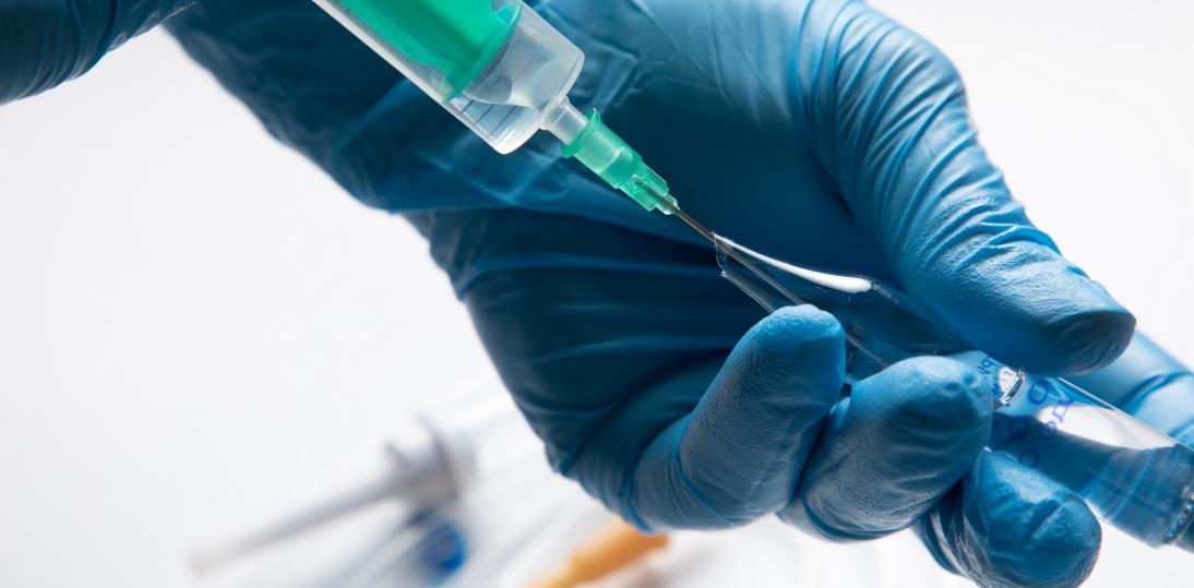 FDA przyjmuje do rozpatrzenia wniosek o dopuszczenie do obrotu leku biologicznego opracowanego w Polsce
