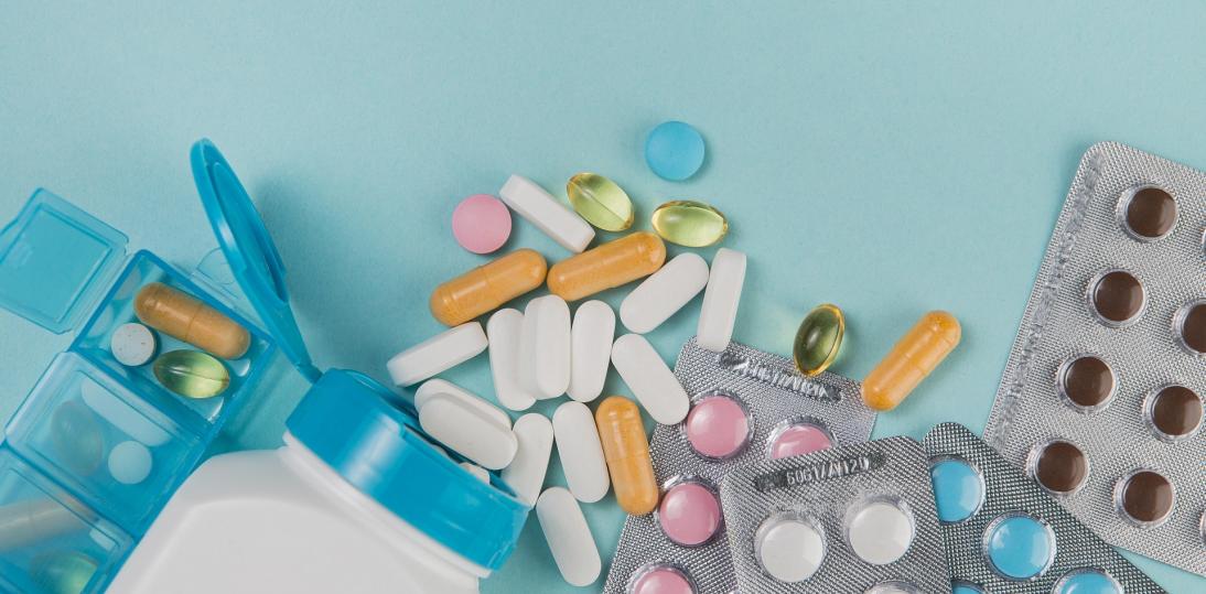 Pracodawcy sektora farmaceutycznego apelują o wykreślenie z projektu nowelizacji ustawy refundacyjnej przepisu umożliwiającego ministrowi zdrowia obejmowanie refundacją i regulowanie cen leków dostępnych bez recepty