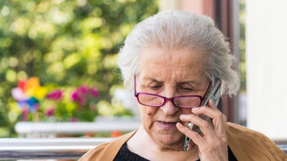 Słuchamy – Wspieramy: ogólnopolski telefon wsparcia dla seniorów, którzy czują się samotni