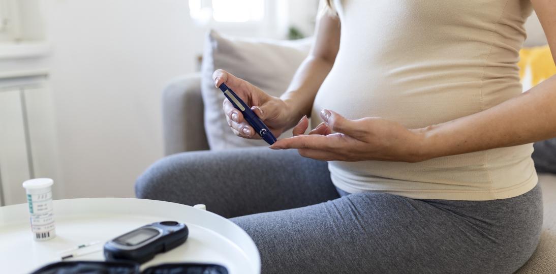 Od nowego roku pozytywne zmiany w opiece nad kobietami w ciąży! Wszystkie kobiety w ciąży z cukrzycą uzyskają dostęp do systemów ciągłego monitorowania glikemii