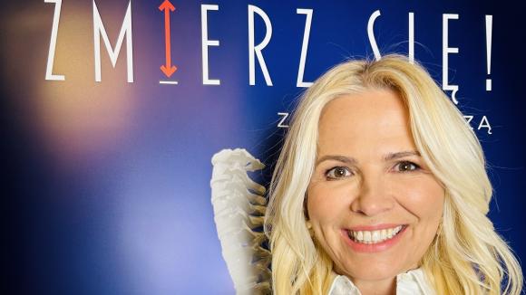 Zmierz się z Osteoporozą! Anna Jurksztowicz zachęca do pomiaru własnego wzrostu oraz badań gęstości kości