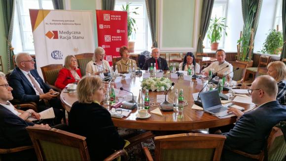 Fundamenty bezpieczeństwa zdrowotnego – debata Medycznej Racji Stanu