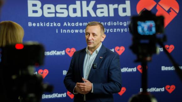 II edycja konferencji BesdKard. Gorące tematy w kardiologii, Krajowa Sieć Kardiologiczna, innowacje w leczeniu wad strukturalnych serca i elektroterapii