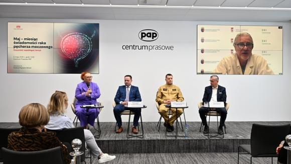 Opieka nad pacjentami z rakiem pęcherza moczowego: aktualne wyzwania i potrzeby systemowe