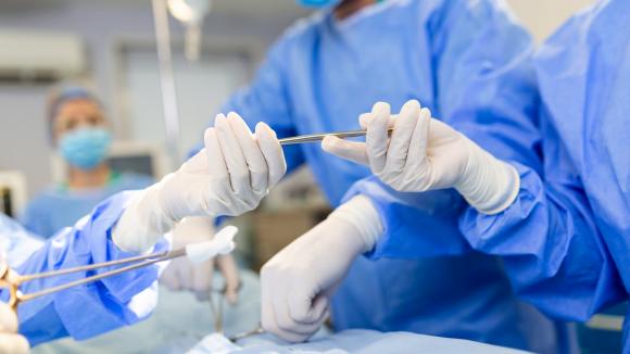 Transplantacje dwunarządowe – skomplikowane, ale coraz skuteczniejsze. Gdańskie UCK liderem innowacyjnych przeszczepień