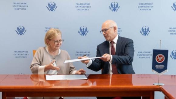 Wspólna przyszłość polskiej onkologii: WUM i Narodowy Instytut Onkologii podpisały porozumienie o strategicznej współpracy