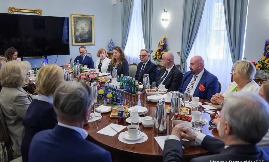 Krajowa Sieć Kardiologiczna: Prezydent podpisał ustawę. Nowy rozdział w opiece nad pacjentami z chorobami serca