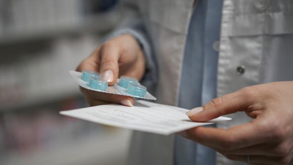 200 recept dziennie? Główny Inspektor Farmaceutyczny alarmuje: to już nie wyjątki, a realne zagrożenie