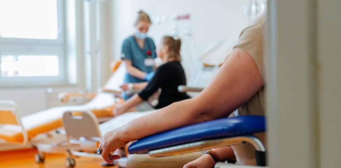 CAR-T: dwie dekady czekania, dwa lata przełomu. Jak COZL zmienia los pacjentów z nowotworami krwi