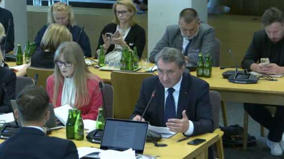 Narodowa Strategia Onkologiczna – realne postępy czy niespełnione obietnice? Komisja Zdrowia debatowała nad sprawozdaniem za 2024 rok