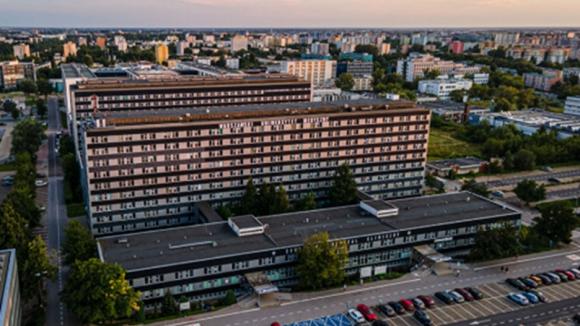 Szpital na Banacha kończy 50 lat. Pół wieku przełomów w polskiej medycynie