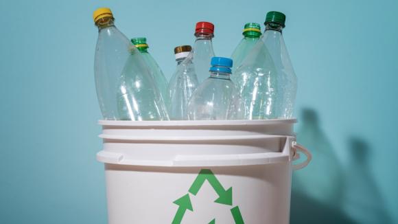 Apteki w systemie kaucyjnym? Farmaceuci protestują: „Nie jesteśmy punktem recyklingu”