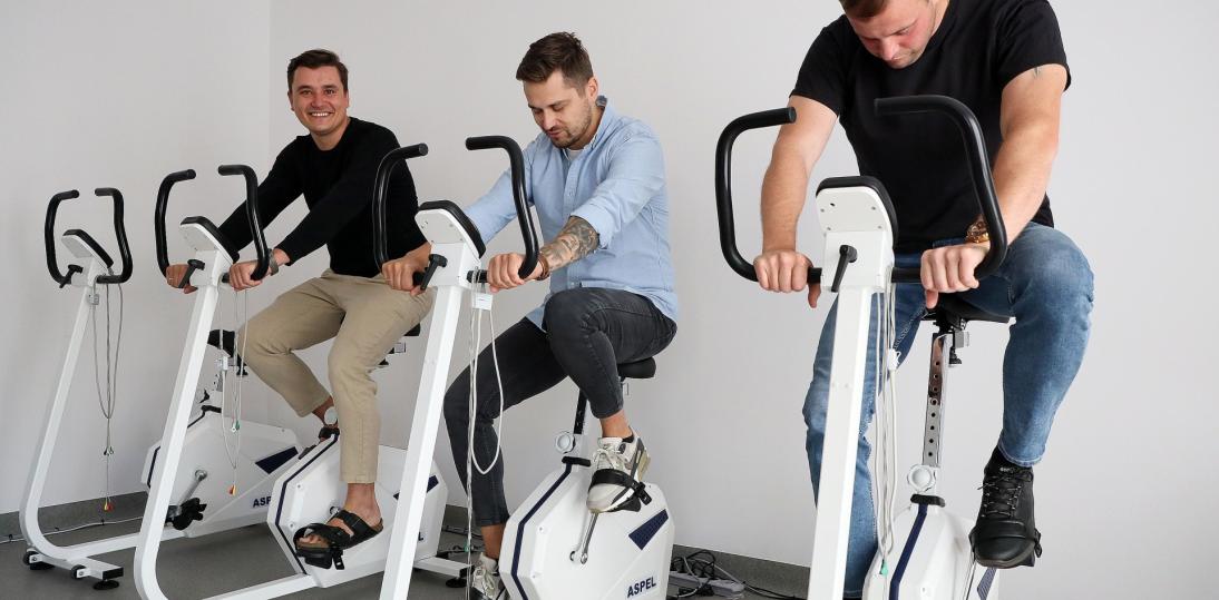Otwarcie dziennej rehabilitacji kardiologicznej w Tomaszowie Mazowieckim na NFZ. O 50 procent więcej pacjentów skorzysta z programu KOS-zawał