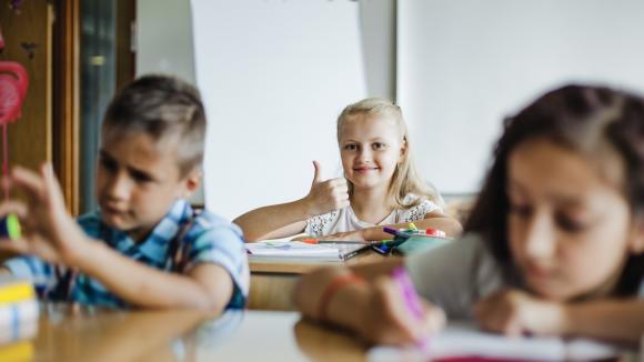 Dlaczego wypisywanie dzieci z edukacji zdrowotnej to problem — znaczenie przedmiotu dla zdrowia fizycznego i psychicznego uczniów