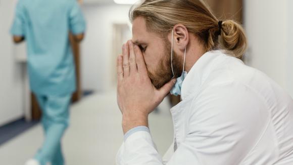 Sejm Zaostrza Przepisy: Większa Ochrona Ratowników, Lekarzy