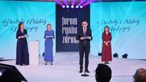 Z oddaniem dla pacjentów i przyszłości ochrony zdrowia – laureaci 19. Portretów Polskiej Medycyny ogłoszeni podczas Forum Rynku Zdrowia