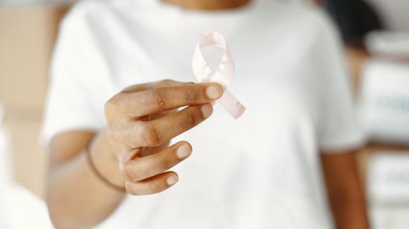 Onkologia interwencyjna: czwarty filar leczenia nowotworów. Tydzień świadomości odsłania skalę niedostępności procedur w Polsce