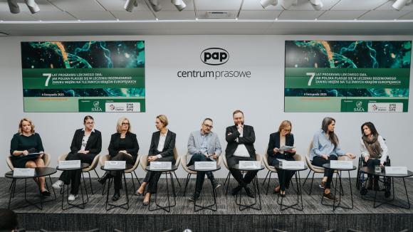 7 lat programu lekowego SMA. Jak Polska plasuje się w leczeniu rdzeniowego zaniku mięśni na tle innych krajów europejskich