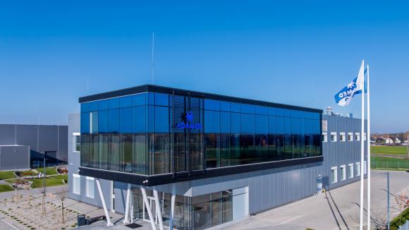 Adamed uruchamia w Kajetanach nowoczesne centrum badawcze. Polski potencjał innowacji ma przyspieszyć rozwój przełomowych terapii