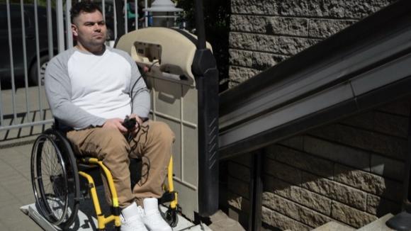 Nowoczesne leczenie neurologiczne to inwestycja w sprawność i samodzielność pacjentów