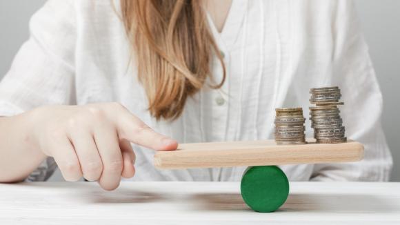 Luka finansowa w ochronie zdrowia. Eksperci ostrzegają: bez zmian pacjenci zapłacą coraz więcej z własnej kieszeni