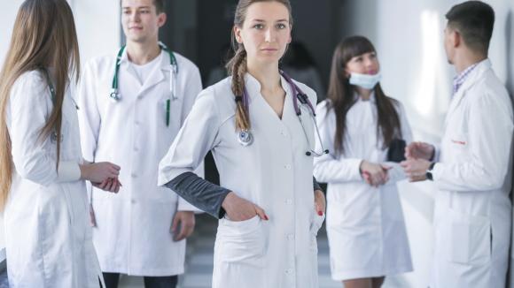 Dodatkowe 16 mln zł dla uczelni medycznych