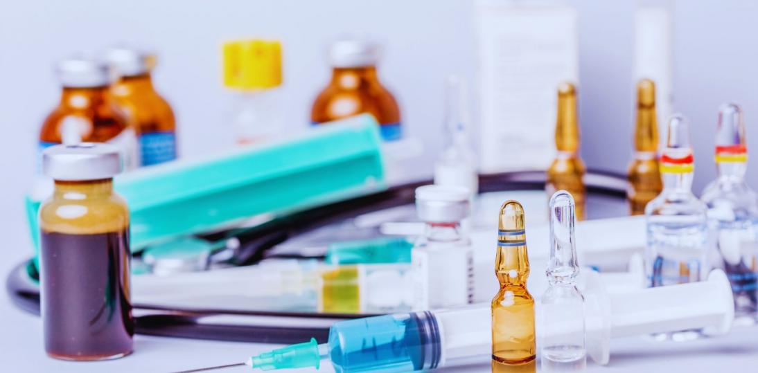 Nowe terapie na liście refundacyjnej od stycznia. Resort zdrowia poszerza dostęp do leczenia