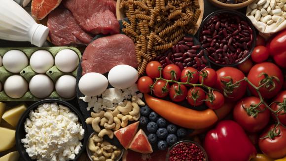 Odwrócona piramida żywienia. Nowe amerykańskie zalecenia dietetyczne w fazie przygotowań