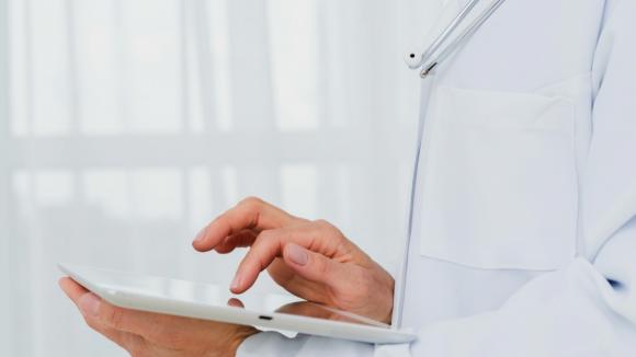 Patient Summary w Polsce. Transgraniczna karta zdrowia pacjenta jako fundament europejskiej cyfryzacji ochrony zdrowia