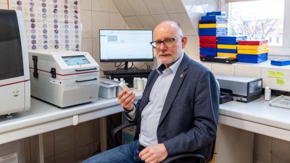 Leczenie raka piersi „szyte na miarę”? Rusza duże badanie, które ma pomóc dobrać terapię do biologii guza