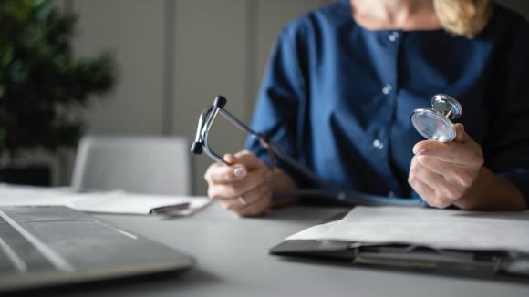 Opieka koordynowana w POZ z dodatkami motywacyjnymi. NFZ publikuje zmiany