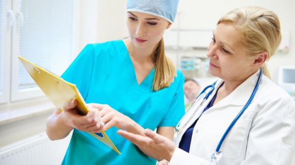 Staż podyplomowy pod presją oszczędności. OZZL ostrzega przed obniżeniem standardów i zagrożeniem dla pacjentów