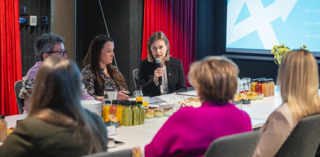 Pacjenci onkologiczni wciąż tracą czas. Raport Alivii pokazuje skalę opóźnień w diagnostyce i leczeniu nowotworów