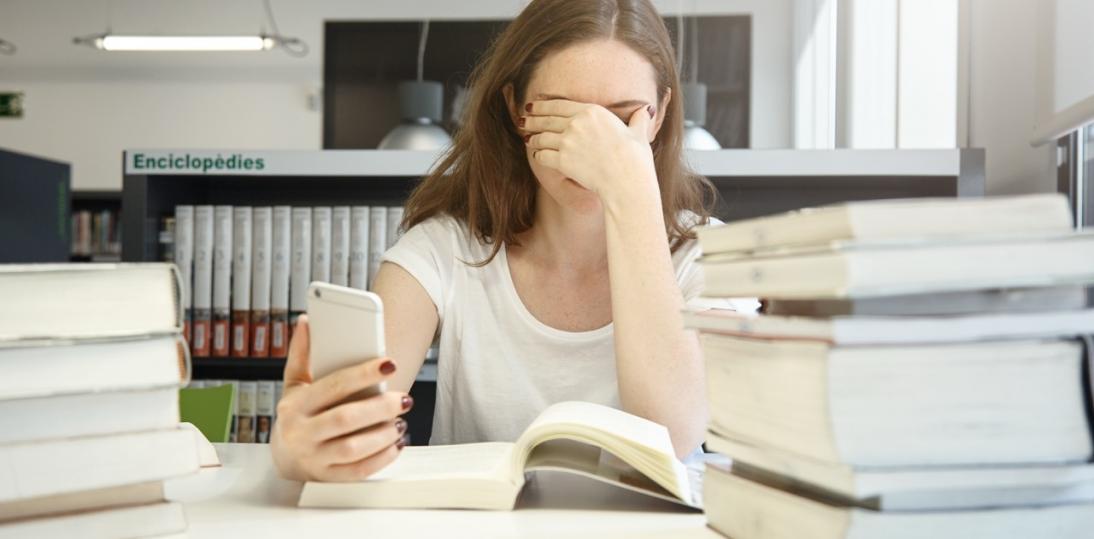 Stres podczas sesji egzaminacyjnej – jak wspierać zdrowie psychiczne studentów w czasie studiów