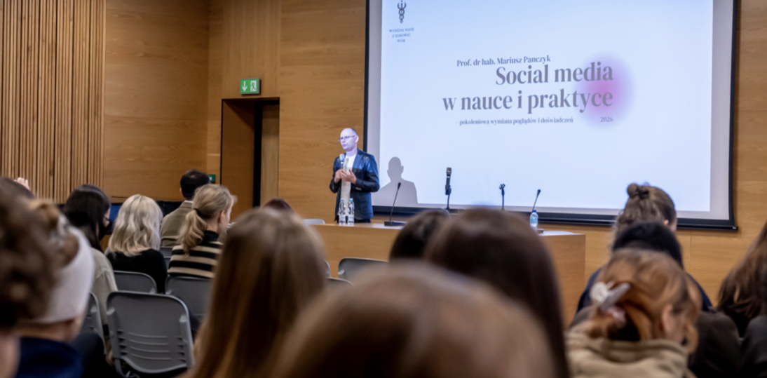 Media społecznościowe w pielęgniarstwie. Metaanaliza 2024 potwierdza skuteczność, ale pod jednym warunkiem