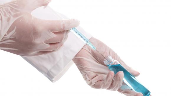 GIS zaleca szczepienia przeciwko grypie na jesień