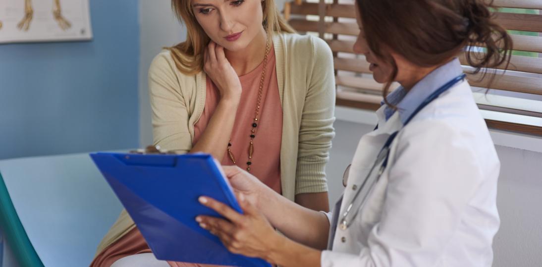 Czy słowa zmieniają decyzje pacjentów? NIO zbada, jak język wpływa na postrzeganie radioterapii