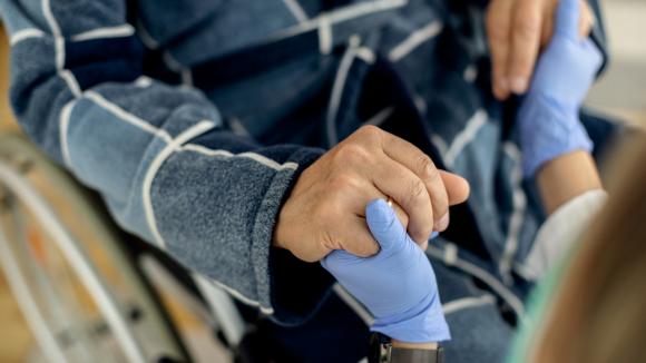 Wczesny test na chorobę Parkinsona? Warszawski IPiN włącza pacjentów i zdrowych ochotników do europejskiego badania