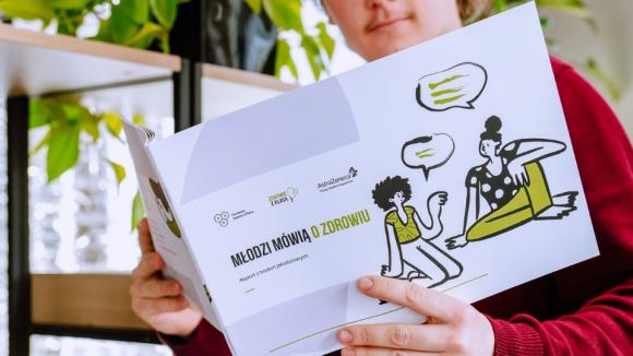 Fundacja Szkoła z Klasą prezentuje  wyniki najnowszego raportu z badań jakościowych „Młodzi mówią o zdrowiu”