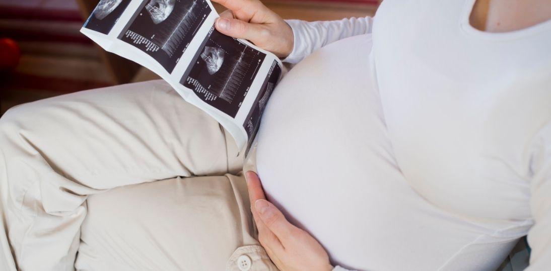 Wrodzone zakażenie CMV. Nowe polskie rekomendacje porządkują profilaktykę, diagnostykę i leczenie od ciąży do opieki nad dzieckiem