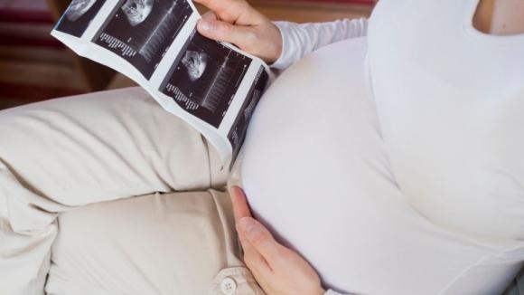 Wrodzone zakażenie CMV. Nowe polskie rekomendacje porządkują profilaktykę, diagnostykę i leczenie od ciąży do opieki nad dzieckiem