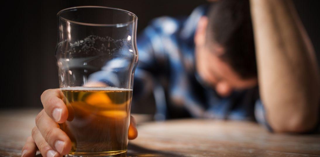 Alarmujące dane z ZUS-u. Polacy dostarczają pracodawcom coraz więcej zwolnień z kodem C