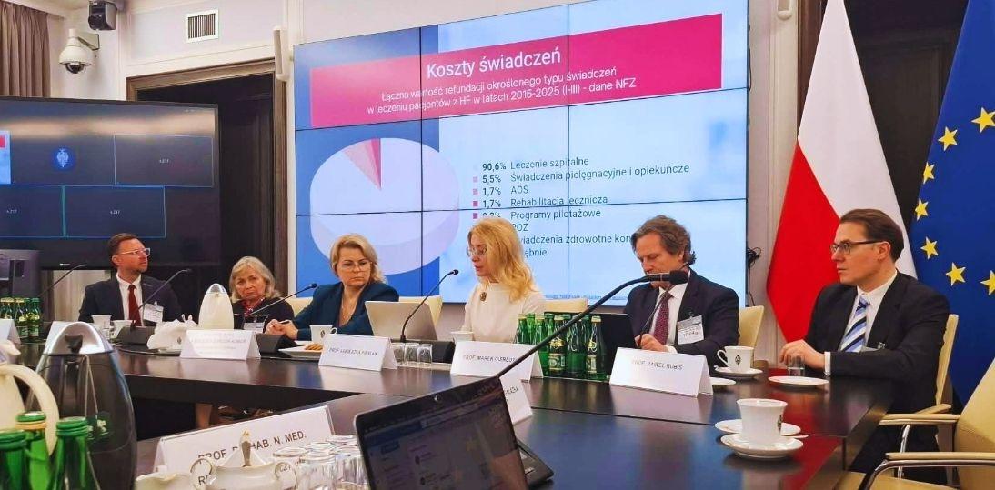 Niewydolność serca w Polsce: system leczy zaostrzenia, zamiast choroby